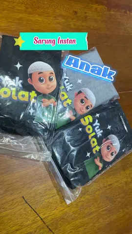 Sarung instan anti ribet #sarung #sarunganak #sarunginstan #sarunginstananak #fyp 
