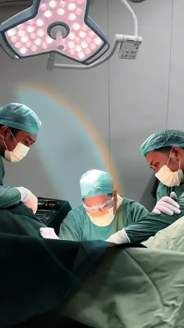 Bersama dr Wirya Sp.B #kamaroperasi #rsuwonolangan #okrsuwonolangan #surgical #bedahumum 