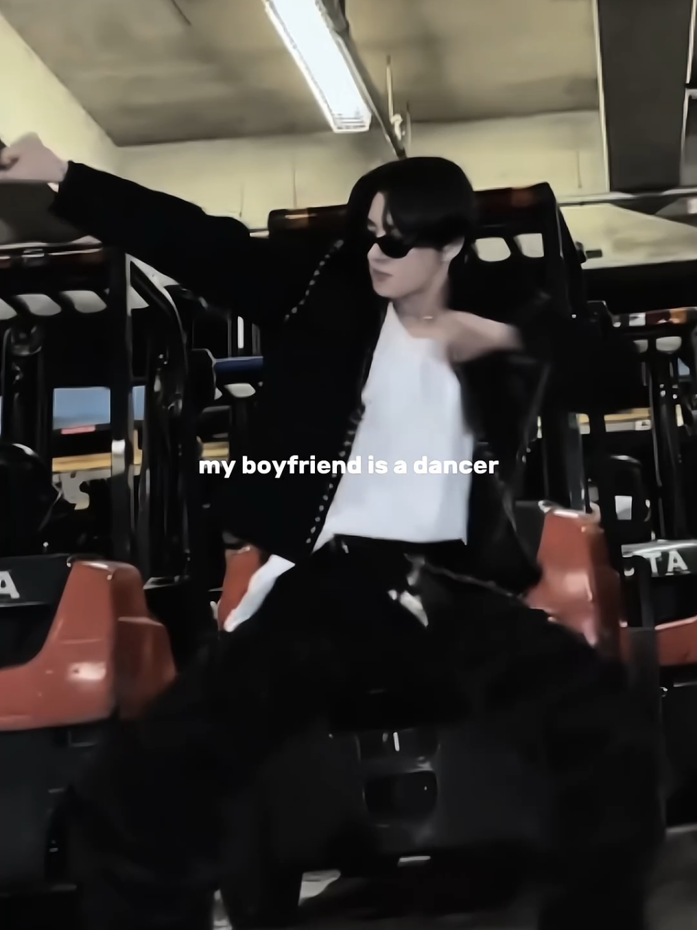 not the main dancer, but he dances >>> #jake #jakeenhypen #simjaeyun #simjake #enhypen #fyp #foryoupage #jakeedit #enhypenedit 