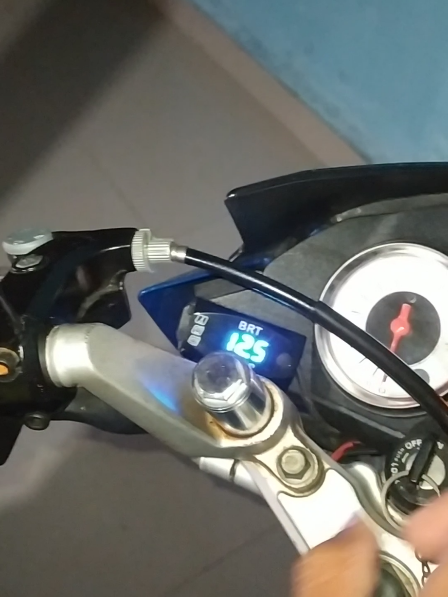 Membalas @widodo.01k Mrek BRT N MOSCO Volt meter saya Mas #satriafu  #masukberanda  #satriafuindonesia  #satriafumodifikasi  #satriaf150 