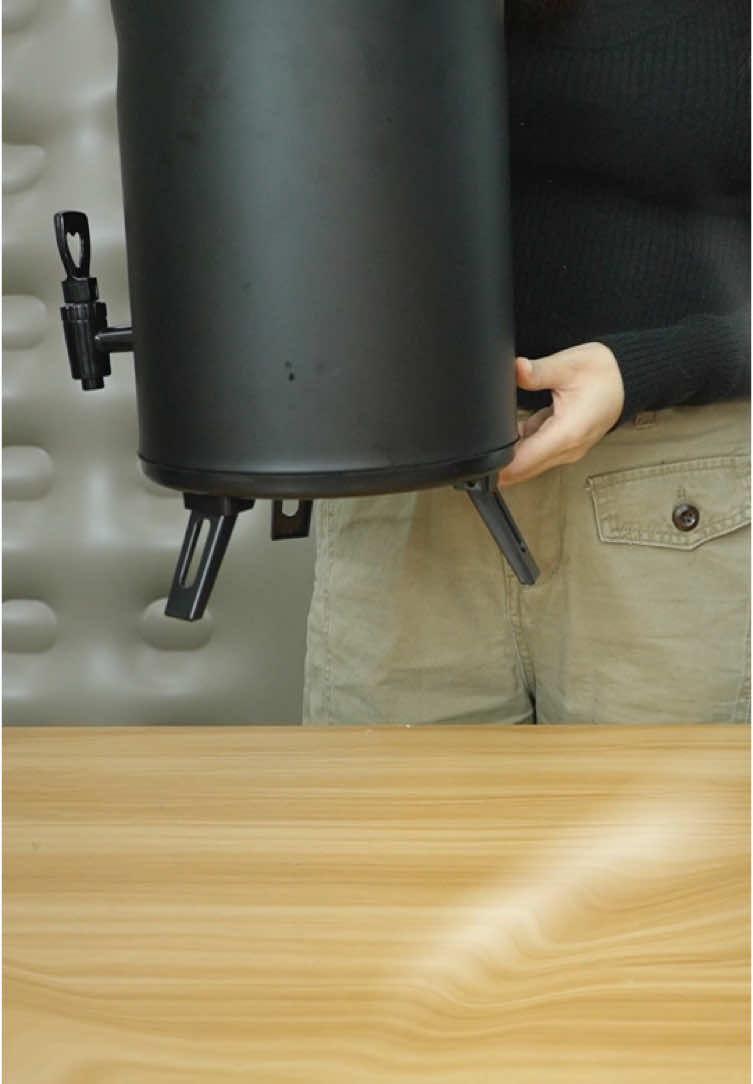 The stainless-steel insulated buckets used in milk tea shop come in 4 capacity options.They can keep things warm or cold for a long time and are of excellent quality.Eid al-Fitr is approaching.Get prepared quickly!#stainlesssteel #stainless 