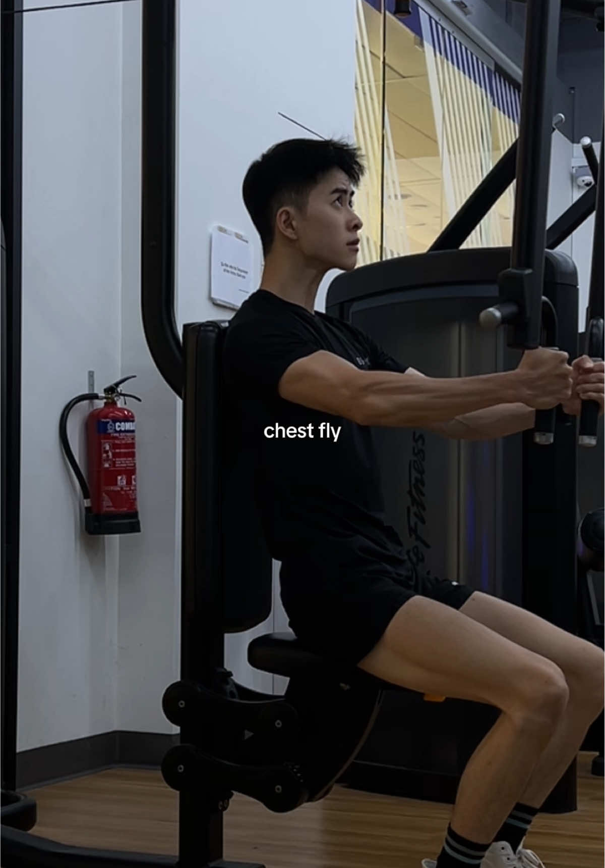 Day 41 of working out every single day. Some days are easier than others, but I’m showing up, even when I don’t feel like it. It’s not always about having the perfect workout, but just staying consistent.  Progress takes time, and I’m committed to sticking with it. Let’s keep going, one day at a time. Who’s with me in this challenge ✊🏻 Also, will I have the grit to post everyday for the rest of the year?  #xyzbca #motivation #GymTok #fypシ #05amclub 