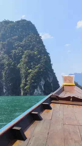 ที่พักหลักร้อยวิวหลักล้านเดอะลากูนา แพเชี่ยวหลาน จ.สุราษฎร์ธานี ภูเขาหินปูนสลับซับซ้อน น้ำสีเขียวมรกตสวยงามมาก#tiktokพาเที่ยว #tiktoktravel #เขื่อนรัชชประภา #กุ้ยหลินเมืองไทย #เขื่อนเชี่ยวหลาน #จังหวัดสุราษฎร์ธานี #เที่ยวภาคใต้ 