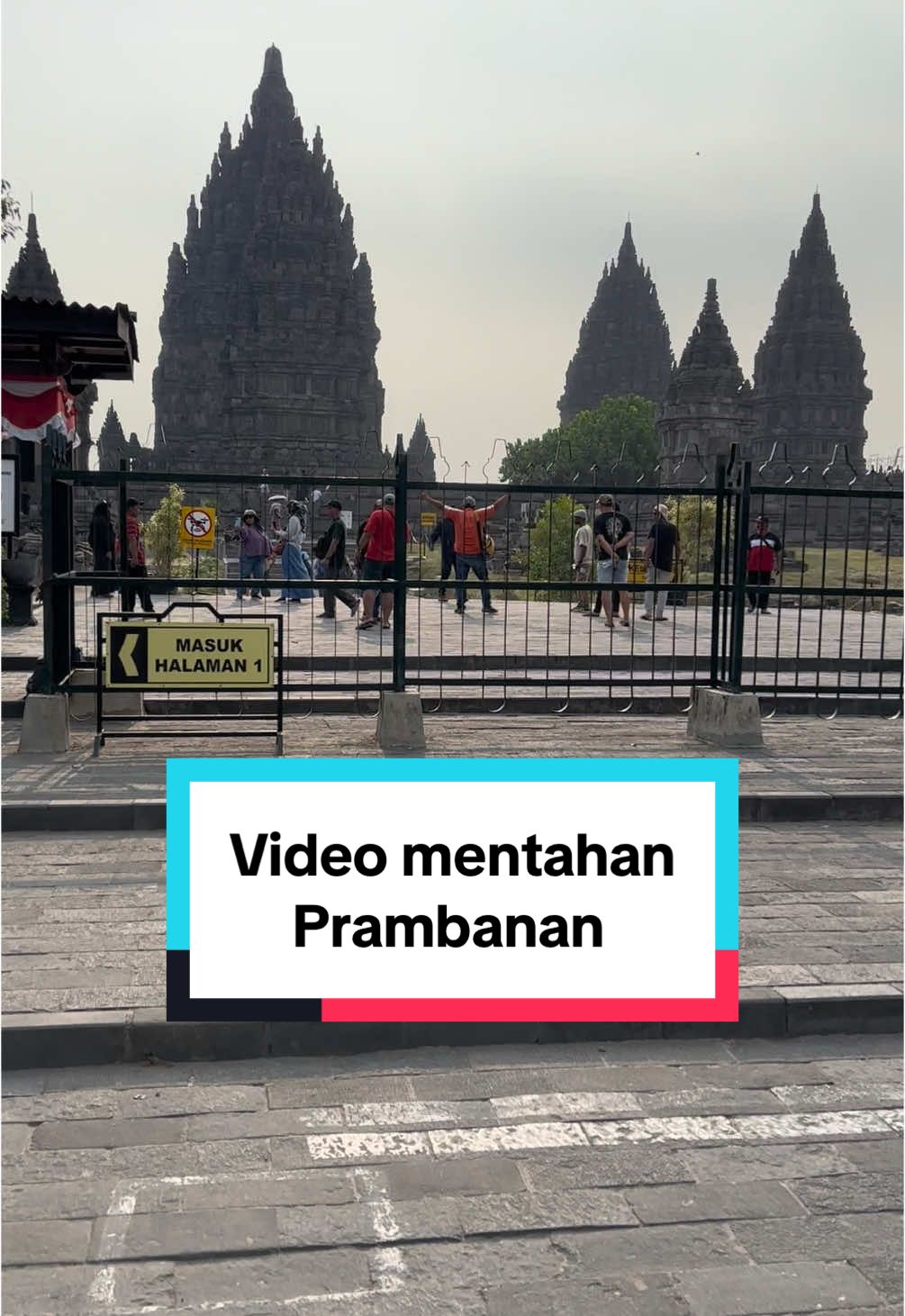 Bagian 49 | candi prambanan. Video mentahan buat prank jalan-jalan ke candi prambanan. #mentahanvideo #parnk #candi #prambanan #explorejogja #jogjaistimewa #wisatajogja #fypjogja 