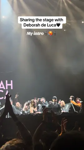 Last night was something special! Such a big pleasure to share the stage with the incredible Debora De Luca at Hala Laminor. Massive thanks to Alltimeclubbing and Kristal Out for making it all happen, and to the amazing crowd who brought the energy—couldn’t have done it without you. Let’s keep the vibe alive #godini #deborahdeluca #stage #alltimeclubbing #kristalout #raveinbucharest #djs #techno #party #halalaminor #vibes #intro 