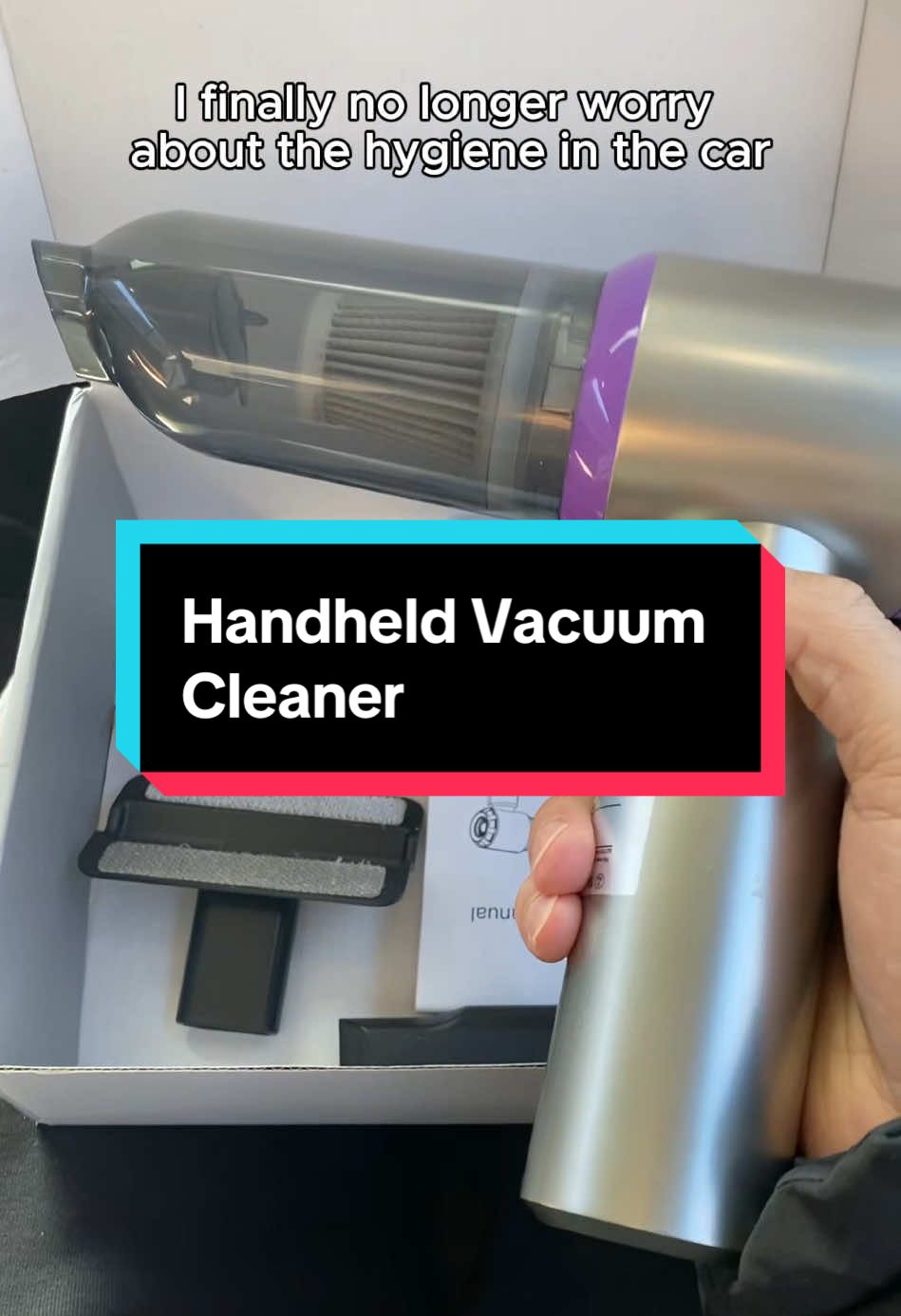This Handheld Vacuum Cleaner really works,it’s great #tiktokmademebuyit #fyp #giftidea #handheldvacuumcleaner #carvacuumcleaner #cleaner 