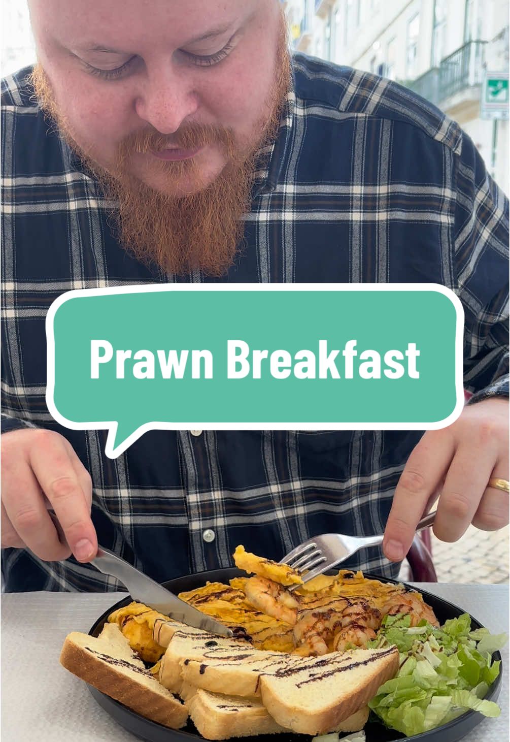 We went for breakfast in Lisbon, Portugal! @The Cameraman had Pastel De Nata and I had a Prawn Omelette #tinnedfishreview #tinnedfish #cannedfish #lisbon #fyp 