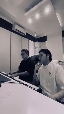 Angurah terindah - Andmesh  😥 #fyp #aldymaldini 