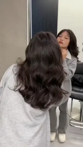 Uốn sóng tóc lở #xh2025 #mauuontet2025 #uontoc2025 #huongdanchamsoctocuon #xh #xuhuongtocdep #uonsongnuoc 