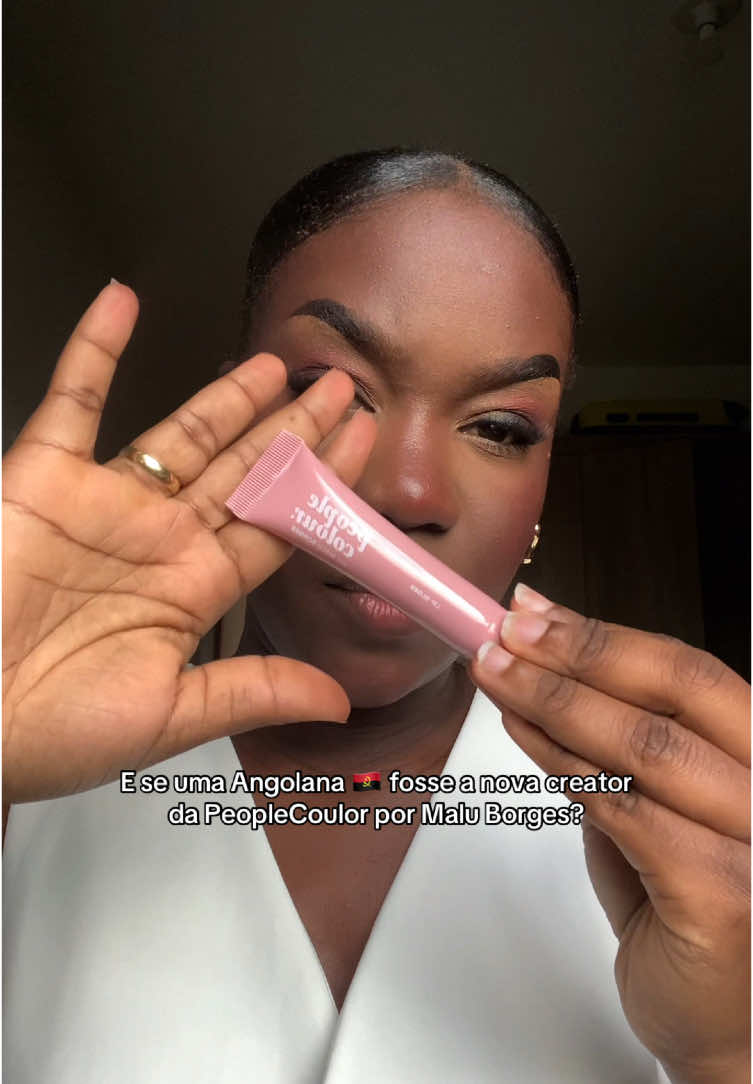 Vocês me acompanhariam nessa? @MALU BORGES @peoplecolour  Aliás, esse gloss é maravilhoso! Já compra, amiga, não perde tempo! E mais: já está à venda nas farmácias. #makeuphacks #beauty #viralmakeup #productreview #beforeandafter #peoplemeescolhe 