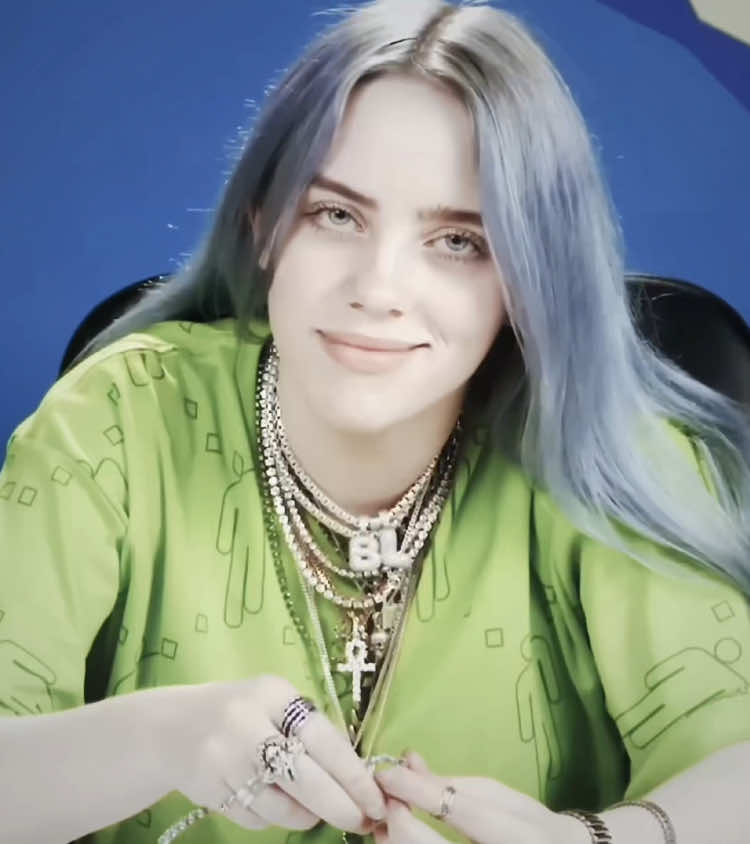hey hi hello // awful colouring I’m sorry 😿😿 // #billieeilish #billieeilishedits #billieeilishfan #billieeilishconcert #billieeilishfanpage #blowup #makemefamous #xyzabc 