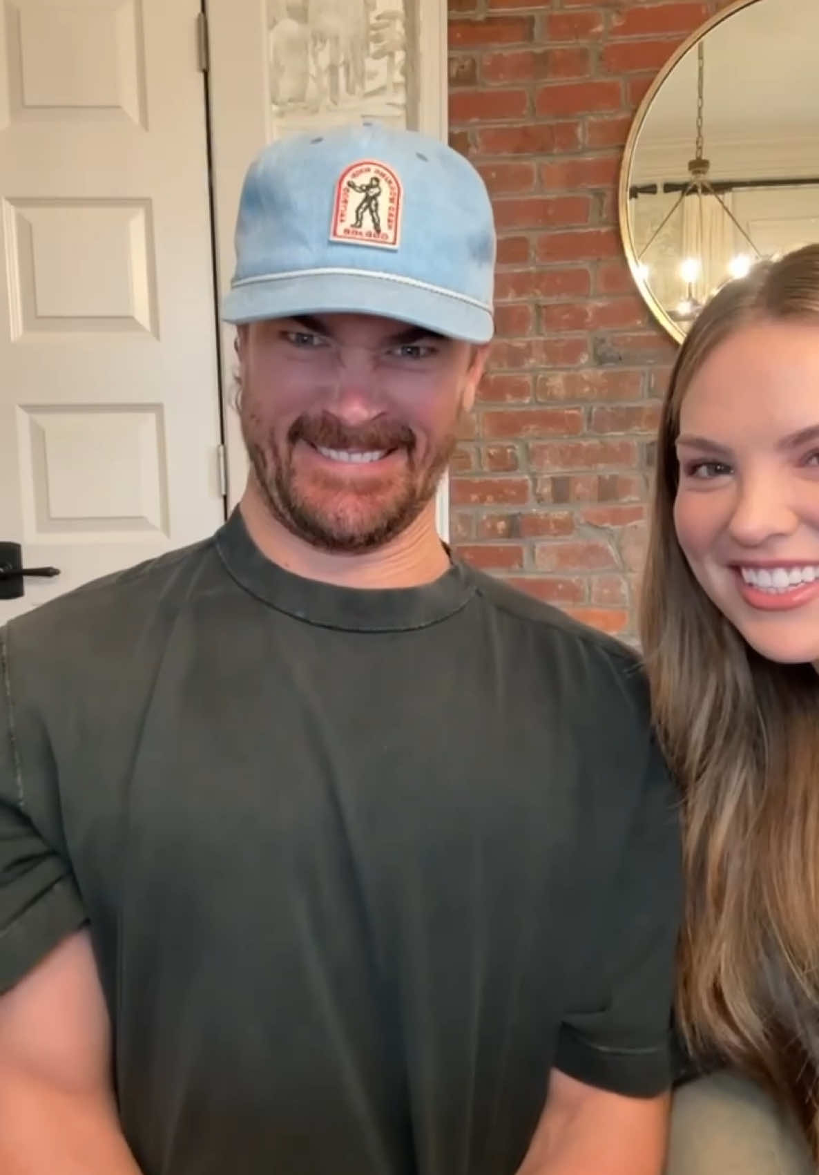 We’ve been wanting to try this trend, and it did NOT disappoint 🤣 