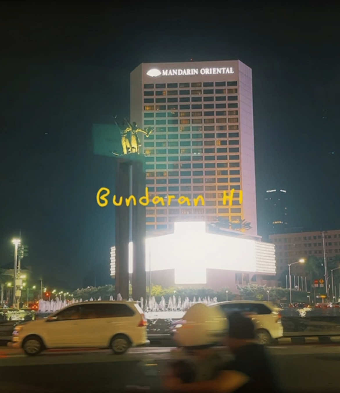 after work hour #cinematography #jakarta #bundaranhi #cinematic #night #metropolitan #aesthetic #short 