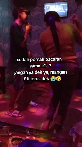 Aku ngeroom sek yang ambe tamuku😭🫵 #karaoke #lckaraoke #roomkaraoke #lc #singsong #ranaduka #fypviralシ゚ #xzybcaシ #jombang24jam 