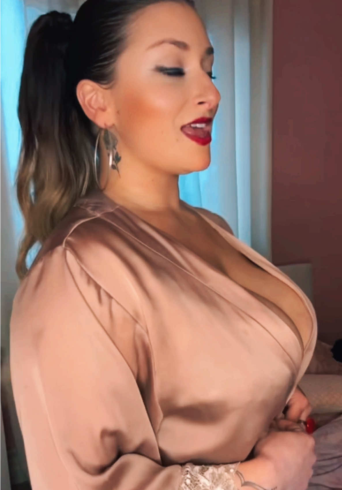 y no te voy a negar 💃🏻🌹♥️ #maluma #x #fyp #danza #pourtoi #creatorsearchinsights #espagnol #musica #danser #beauty #makeup #latinas #rose 