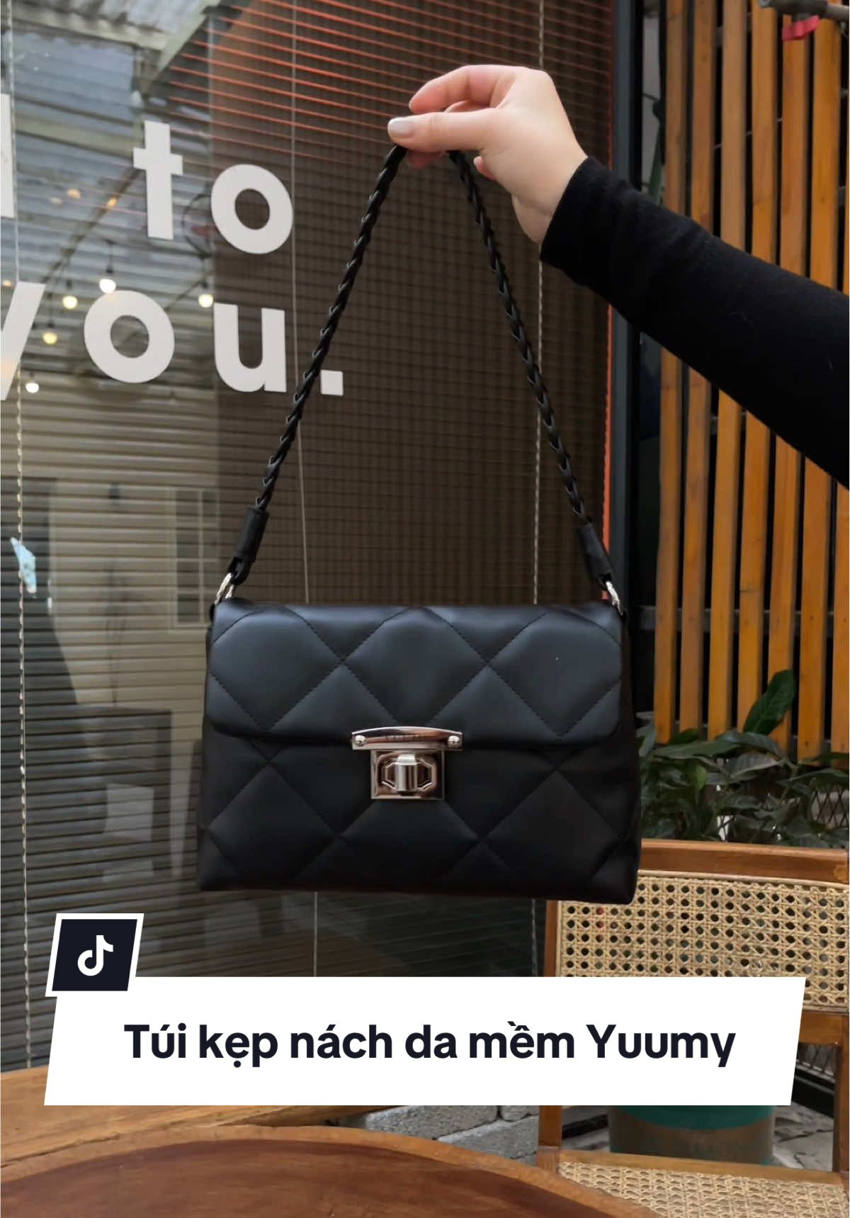 Túi xách nữ, túi kẹp nách ô trám da mềm đựng siêu nhiều đồ nha!!! Các azai mua về tặng quà quá ưng luôn #jimestore #tuixach #tuixachnu #reviewtuixachnu #quavalentine #valentine #quavalentine #yuumy 