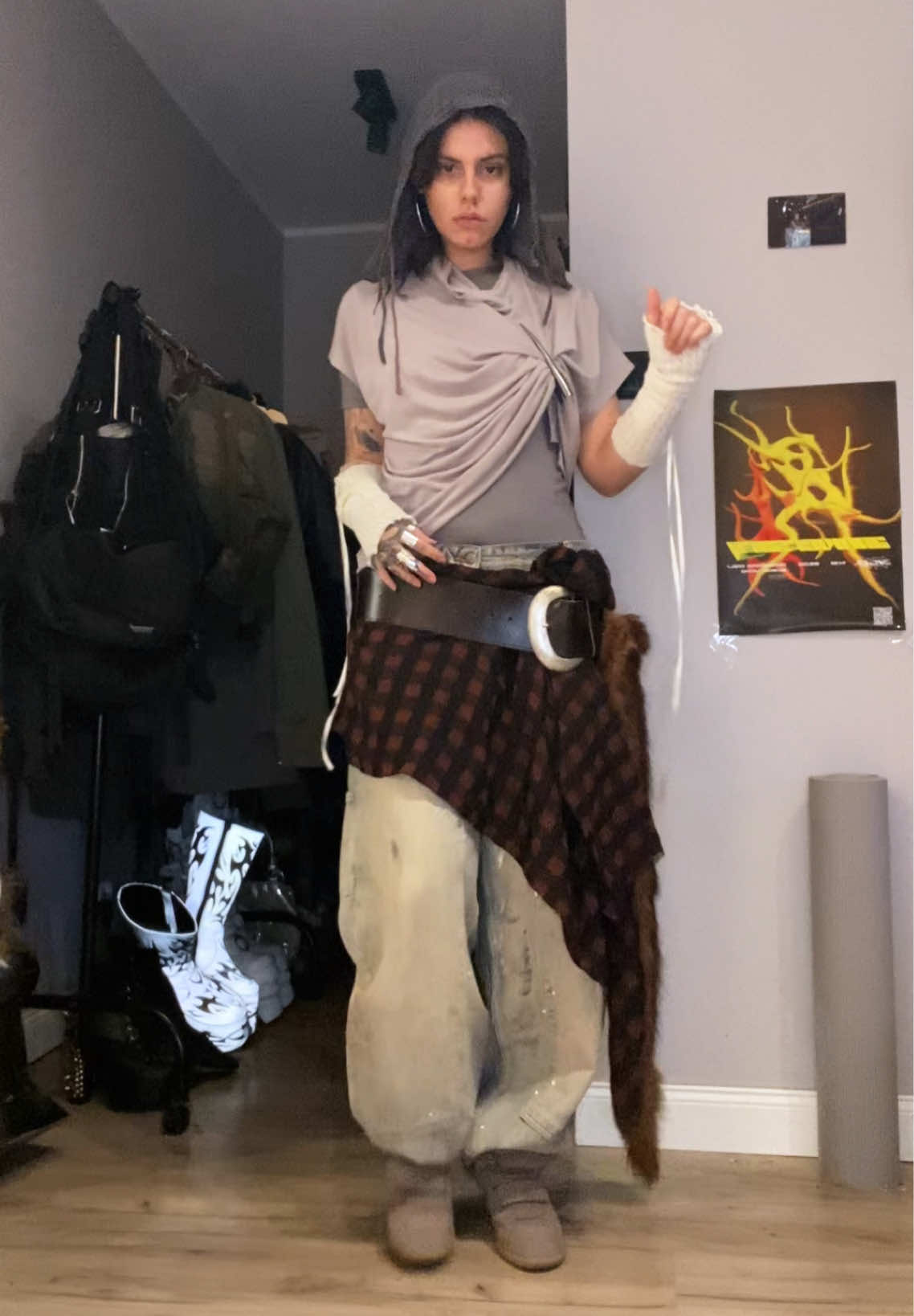 Styling some todays thrifted items   #fashion #alternativefashion #thrifting #archivefashion #customclothing #avantgardefashion #upcycledfashion #y2kaesthetic #2000sfashion #00sfashion #outfitinspo #punkstyle #vintageshop #clothingbrand #fashiondesigner #apocaliptic #postapocalyptic #dieselpunk 