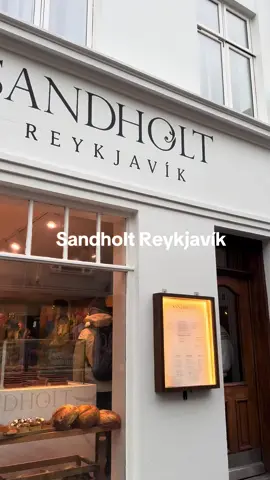 My absolute fave breakfast spot in Reykjavik ! #sandholt #reykjavik #iceland #breakfast 