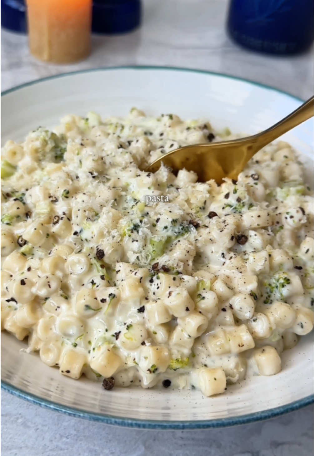 CREAMY & CHEESY BROCCOLI PASTA🤩✨ (recipe below) COMMENT - PASTA or RECIPE - I’ll DM you the recipe! ♥️ on my Instagram!!  Looking for a quick & easy comfort meal? This Cheesy & Creamy Broccoli Pasta is so tasty & easy to make! This recipe has become a staple in my home for easy weeknight meals! Instructions: 1. Follow the full recipe instructions on my blog, you can click the link in my bio!! Stay Hungry, Maja♥️👩🏻‍🍳 Follow along for more quick & easy recipes!!  #pasta #pastarecipe #creamy #creamypasta #husband #recipeshare #mealinspo #easymeals #EasyRecipes #FoodTok #pastatok #mealprep #gainz 
