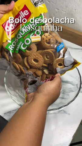 Bolo de bolacha rosquinha  #bolo #receita #bolosimples #bolodebolacha 
