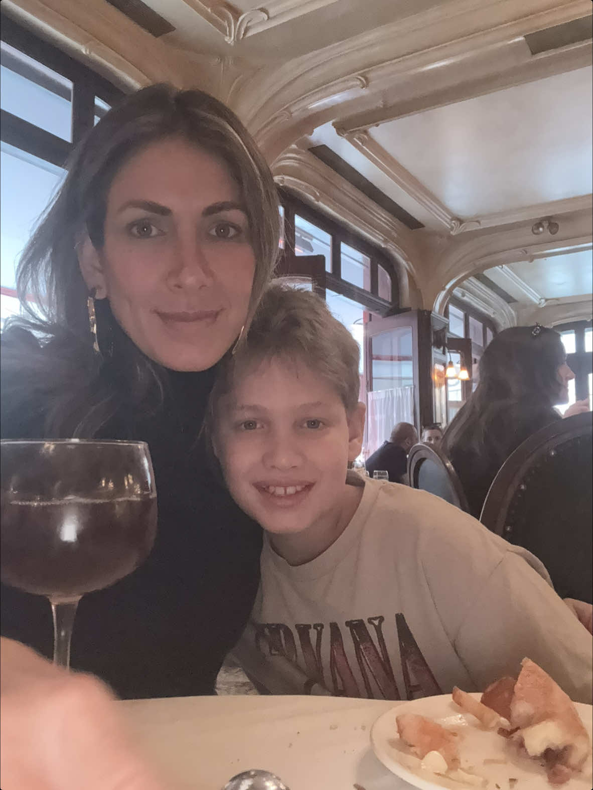 Take me back to the clurbbbb #cantwait #8monthspregnant #party #rhony #momfriends #clublife #MomsofTikTok #momtok #mom #pregnantlife #pregnant #familytime #realhousewives 