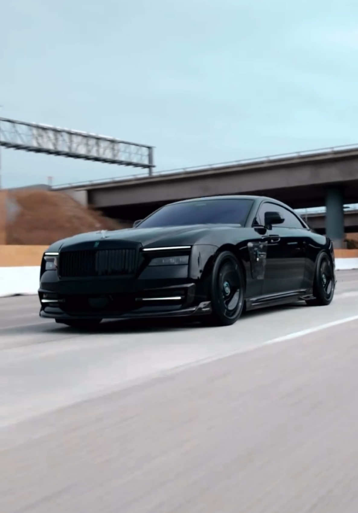 #rolceroyce #spectre #mansory 