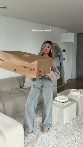 obsessed 🤍🤍🤍 #fashiontiktok 