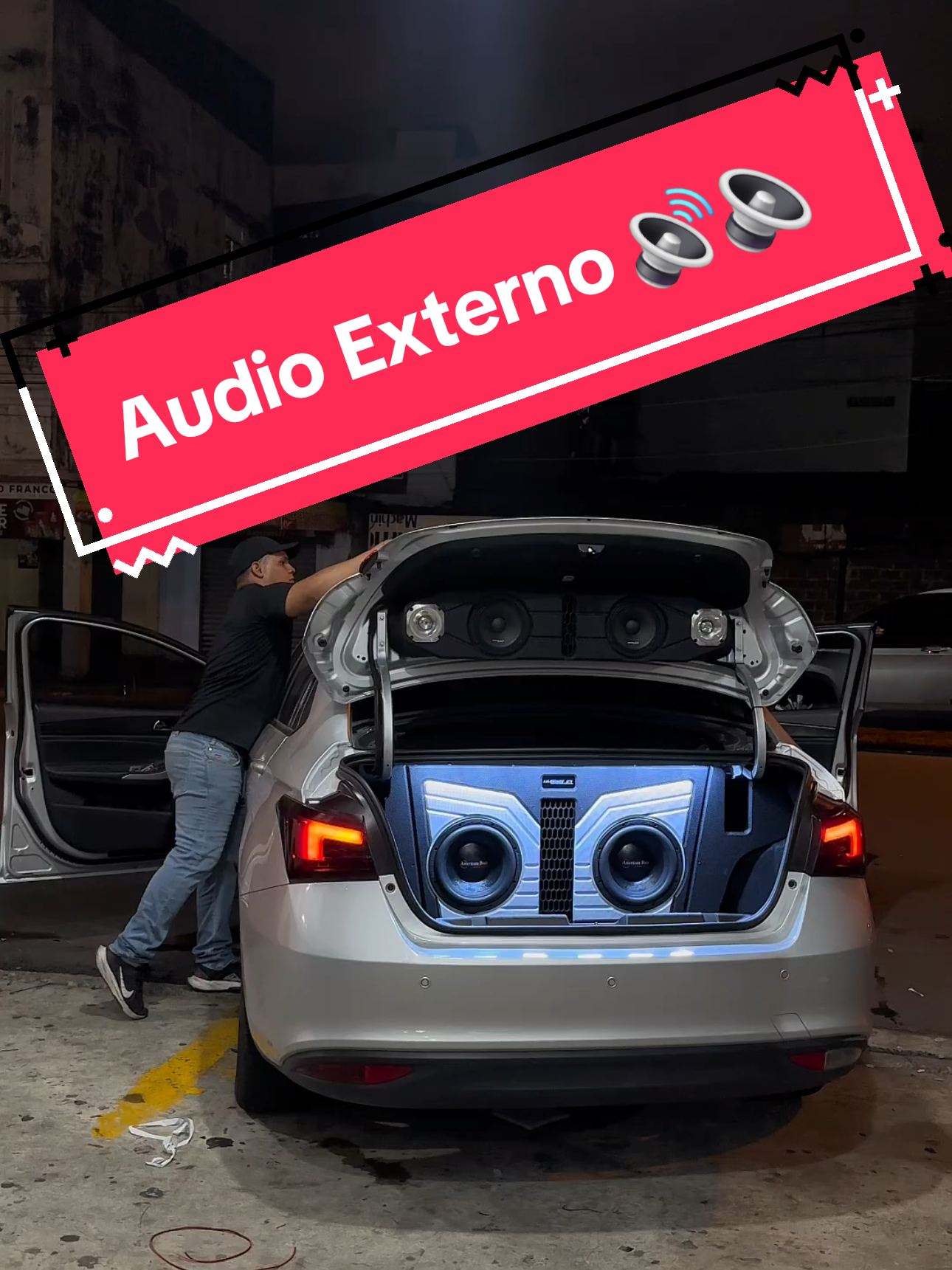 🔊 Lujo Cars JCL | Audio Externo Profesional 🔊 🚗 Sonido Potente y Definido para tu Sedán 🎵 2 Medios de 6” | 2 Tweeters de 4” | 2 Bajos de 12” 🔌 Plantas 4 Canales y Monoblock | Cableado Completo ✨ Instalación Profesional + Sistema de Luces 📍 Guayaquil, Ecuador | Calle principal Andrés Marín, entre Pedro Pablo Gómez y Alcedo 📞 09-9685-6126 💎 Calidad, Potencia y Estilo en un Solo Lugar #LujoCarsJCL #AudioExterno #CarAudio #SonidoPremium #Bajos12Pulgadas #Guayaquil