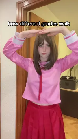 He #osakacosplay #osaka #ayumukasuga #cosplaygirl #howdifferentgradeswalk #fyp #azumangadaioh #azumangadaiohcosplay #meme 