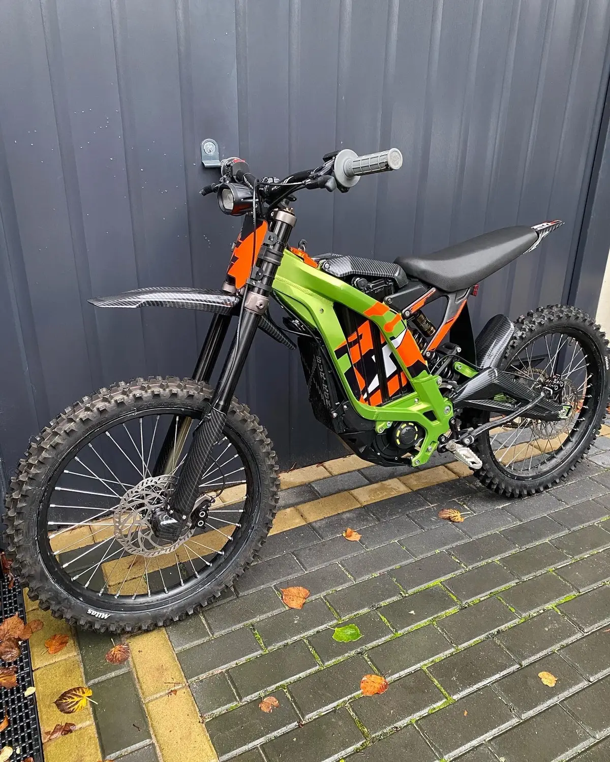 2022 Surron Light bee X One of the last original green bikes made being a 2022  New dipped carbon plastics kit New Anodised orange key surround New tyres front and rear  New 2023 style graphics  Fully serviced  2600 miles $3200