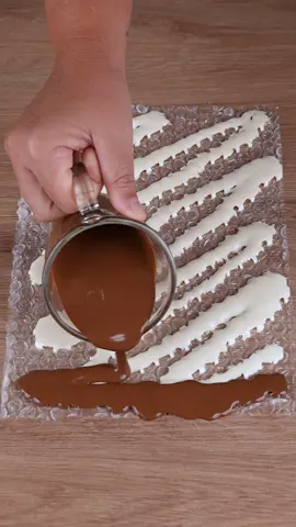 A little trick and the chocolate turns into a five-star restaurant dessert #cooking #Recipe #EasyRecipe #quickrecipes #cook #chocolate #dessert #viral #viraltiktok