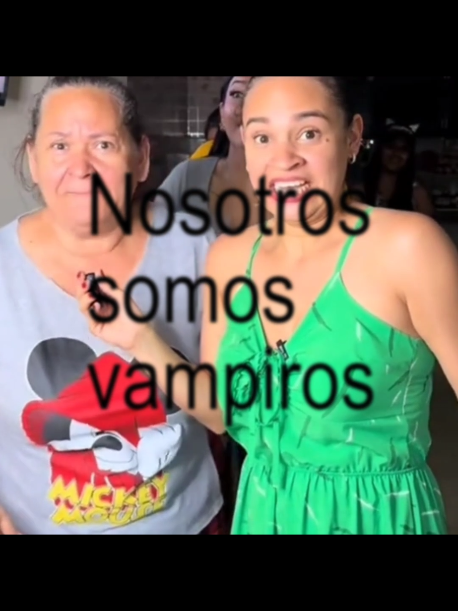 NOSOTROS,SOMOS...VAMPIROS RAWRRRRR🫦🔥🔥#textorojo #textobrat #brattext #california #californialosgusanos #quieroclavarmiscolmillos #quieroclavarmiscolmillos🗣 #nosotrossomoscarnivales #yo #nosotrossomosvampiros 