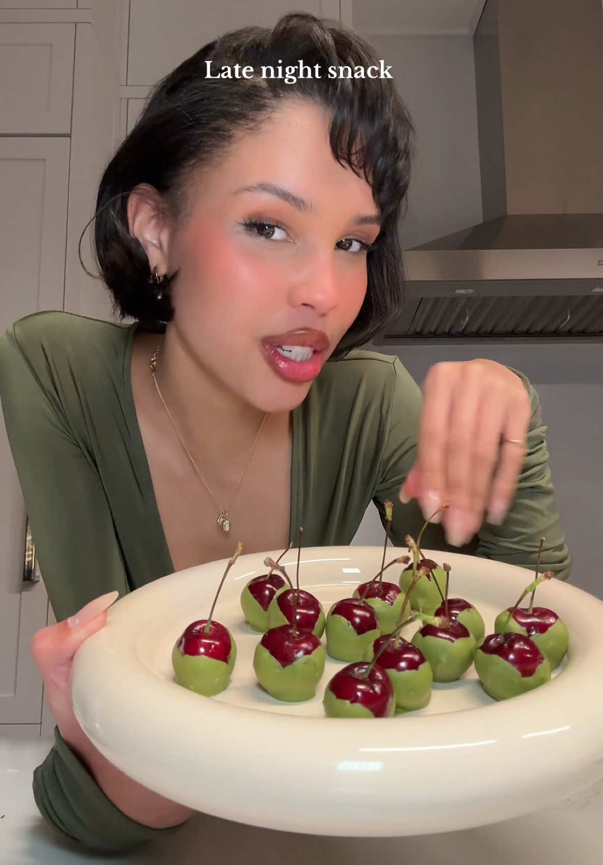 I started craving these after @jennys table made them and keep remarking them!  #EasyRecipe #homemade #fypシ #latenightsnack #snack #treat #dessert 