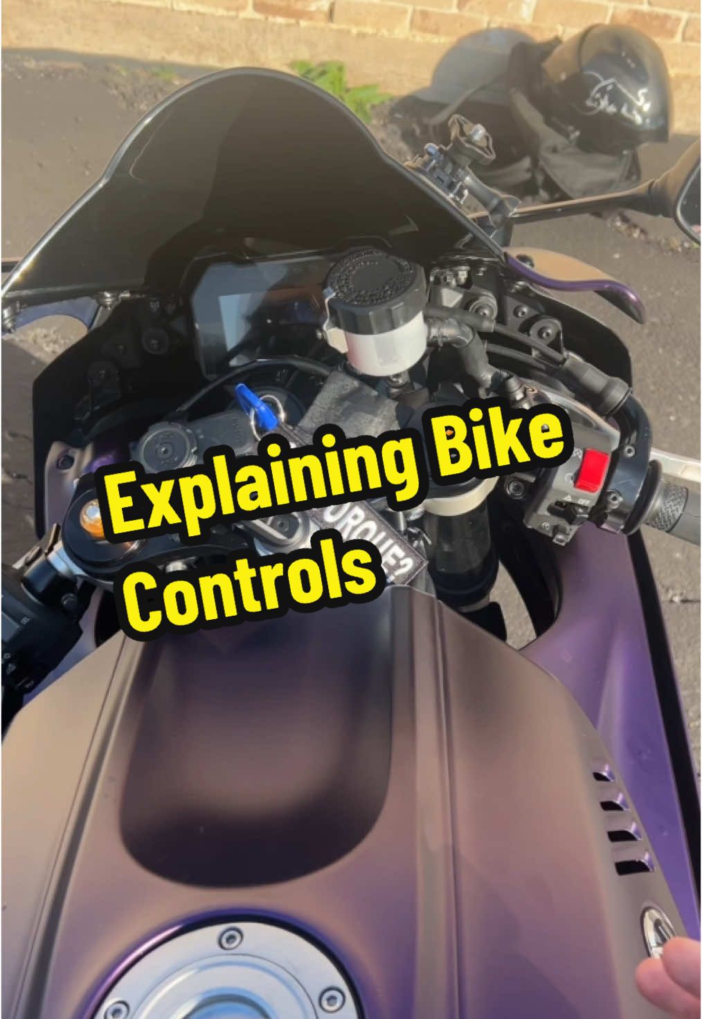 Motorcycle controls explained #yamaha #biketok #motovlog #biker #r6 #zx6r #r7 