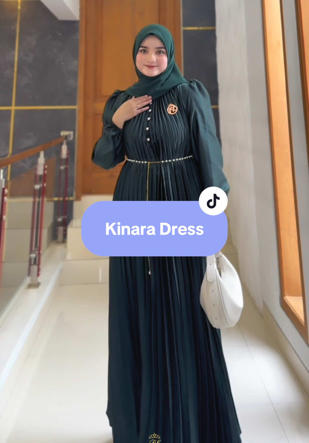 Yang udah beli kinara dress coba kalian rivew di komen🫵🏻☺️ #farazlabel #fypシ゚viral #livetiktok #gamisluxury #gamislebaran #trendingtiktok #dresslebaran2025 #gamiskondangan 