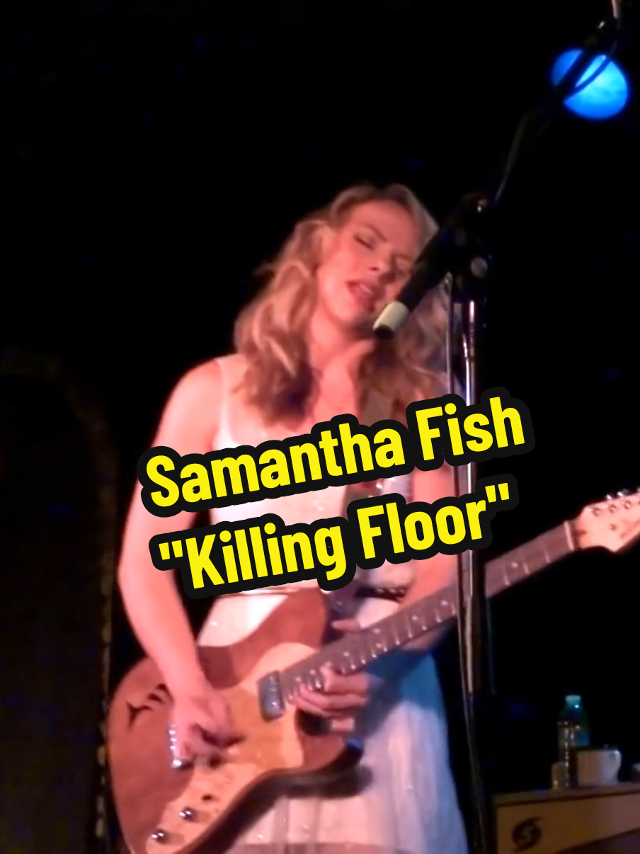Samantha Fish live in Milwaukee, WI in 2014. 
