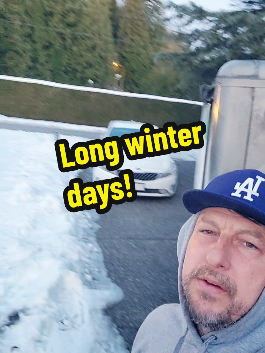 I would not wanna do this in a really cold climate 🙄 #industries #industrial #fooddelivery #foodservice #resturantlife #canteentruck #coffeewagon #guttruck #coffeetruck #lunchtruck #foodtruck #deli #canteen #cateringtruck 