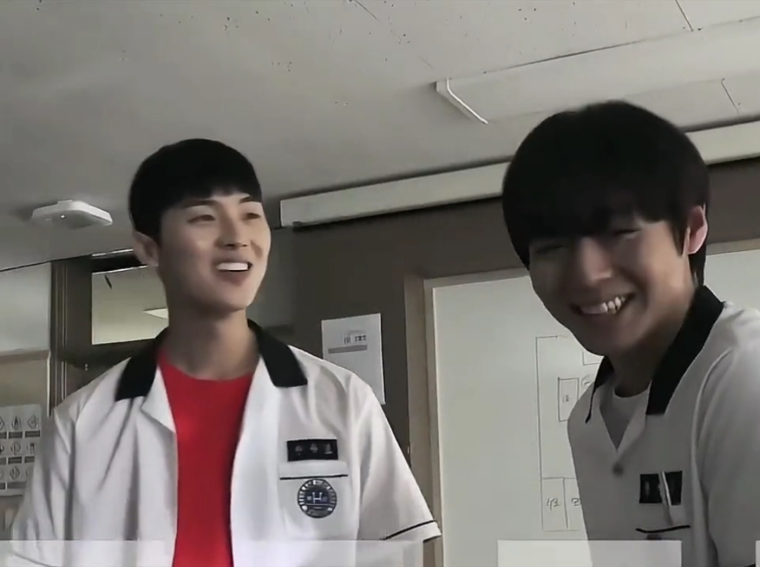 My comfort #weakheroclass1 #sieunsuho  #weakheroclass2 #parkjihoon #choihyunwook #netflixseries 