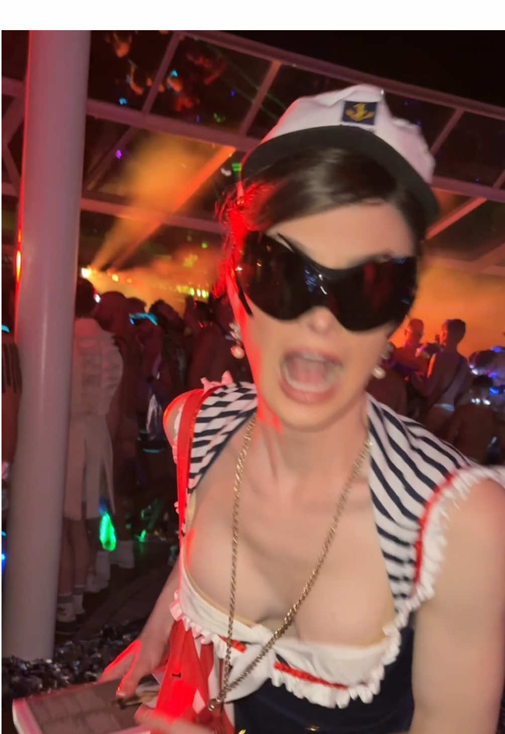 Come hang with me in your city 🎀 link in bio to tix !!! #paperdoll #booktour 