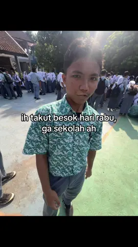 jangan ditiru ya dek ya