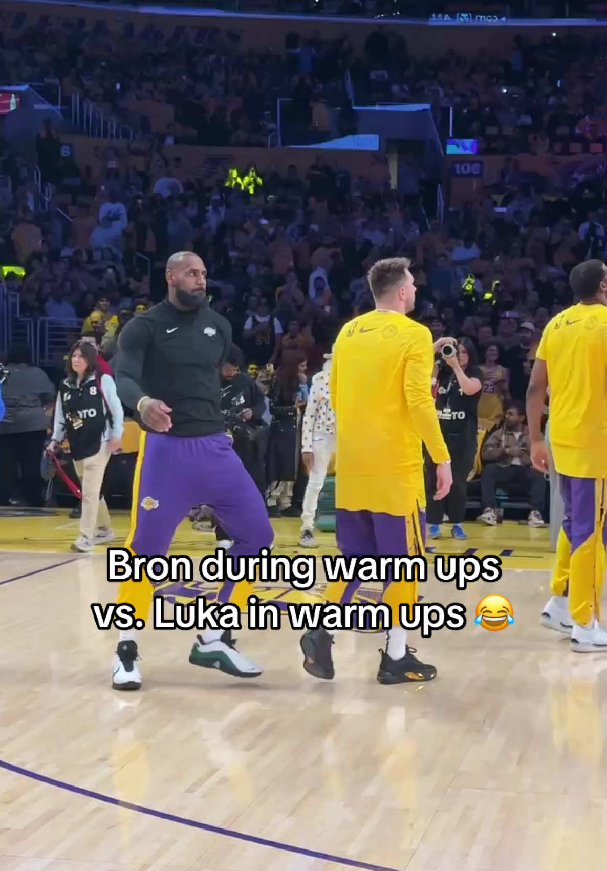 #Bron vibing to “#Squabble Up” ahead of #Luka’s debut 🔥 #NBA #basketball #KendrickLamar 