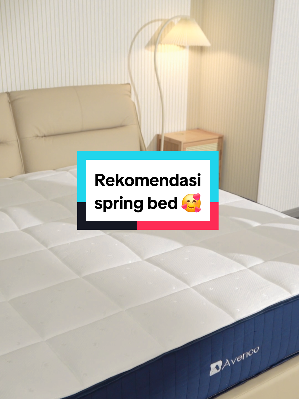 Pakai kasur dari AVENCO Keunggulan: ① Pegas kantong independen (SmartBounce Body-fitting Pocket Spring), memberikan penyangga merata, tahan lama, dan memiliki masa pakai panjang. ② Garansi pegas hingga 10 tahun. Mengurangi kebisingan dan gangguan, meningkatkan kualitas tidur secara keseluruhan. ③ Dukungan yang stabil, meningkatkan sirkulasi darah, mendistribusikan berat badan, mengurangi tekanan pada bahu dan pinggul. ④ Menggunakan busa tanpa lem (Adhesive-Free Eco-Foam), kain non-woven (NonWoven-Tech Eco-Fabric), dan kapas pk (Performance Foam) ⑤ Bahan katun penyerap keringat, ⑥ Busa bergelombang lembut, busa pijat berbentuk telur yang dipotong secara dinamis (Dynamic-cut Egg-shape Massaging Foam) ⑦ Menggunakan kain bertekstur lembut nano (Nano-tech Feature Soft Fabric) ⑧ Kemasan vakum kompresi #fyp #kasur #springbed  @avenco.official @avenco.idn 