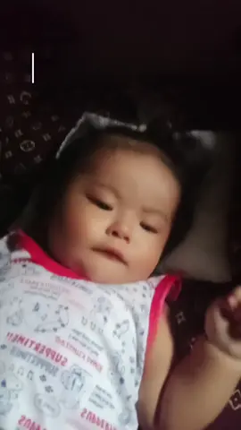 TikTok affiliate with mom of 3