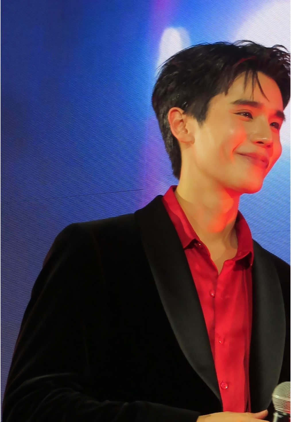 จากที่ไม่เคยเห็นก็ได้เห็น ว่ารักนั้นเป็นอย่างไร :)))))) #BTARMANIxJIMMY  #jimmyyjp #jimmyjitaraphol @Jimmy_Jitaraphol 