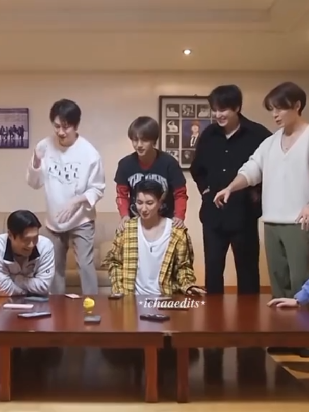 umur doang yang tua, kelakuan tetep 7 tahun🤣         #SUPERJUNIOR #슈퍼주니어 #eunhyuk #은혁 #choisiwon #규헌 #heechul #yesung #예성 #siwon #shindong #kyuhyun #규헌 #donghae #leeteuk #ryeowook #games #sjreturns4 #sjreturns #fypシ゚ #fyp #elf #masukberanda #korea #kpop #funny #lucu #ngakak #idol 