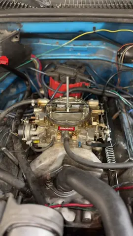 Let’s clean up this dirty carburetor using Gunk’s Non-chlorinated carb parts cleaner #gunk #carb #truck #engine 
