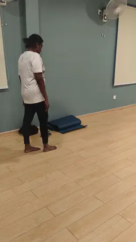 Ampang Beginner Yoga class 🧘🏻‍♀️ Monday 6:30pm Bavin-0149077082 #sakthiyogaampang #hathayogawithbavin #yogateacher #yoga #yogawithbavin #sakthiyoga 