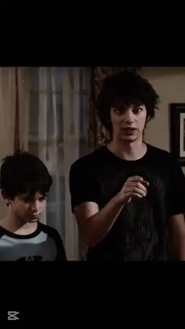 He is so fine Omd #rodrickheffley #rodrickheffleyedit #diaryofawimpykid #diaryofawimpykidedit #rodrickfromdiaryofawimpykid #smellsliketeenspirit #fyp #foryoupage #viral #blowup 