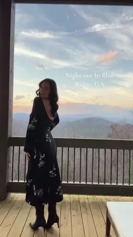 A weekend in the mountains  @Free People @nuuly 🖤 #ootn #nuuly #freepeople #blueridge #blueridgemountains #blueridgegeorgia #georgia #mountains #weekendtrip #bachelorette #bachtrip #GA 