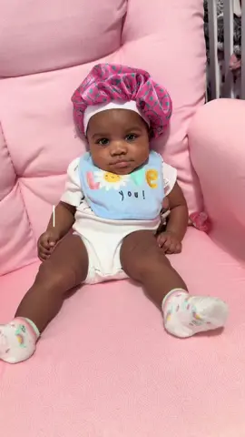 Get ready with my 4 month old 💗🎀 #babygirl #babyfever #babygirloutfit #babyootd #4monthsold #fyppppppppppppppppppppppp #CapCut 